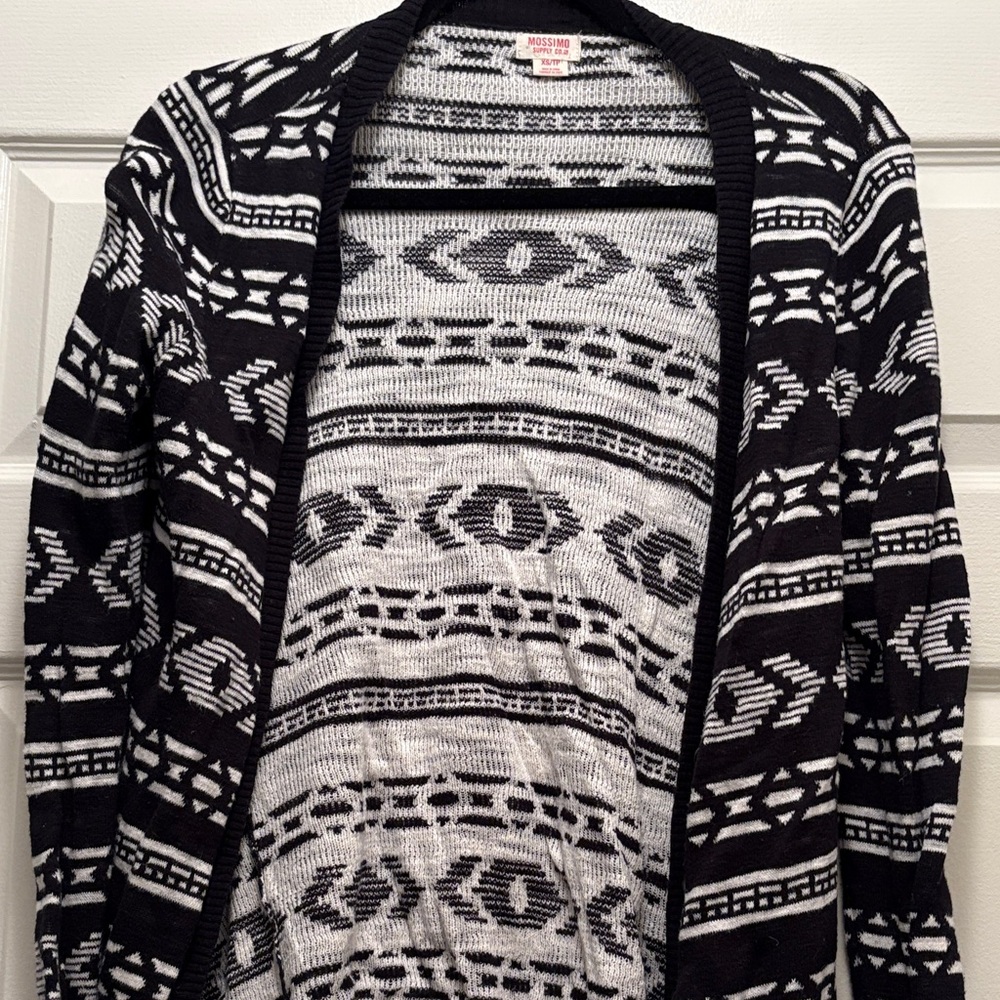 Mossimo Supply Co. Black & White Open-Front Patterned Cardigan